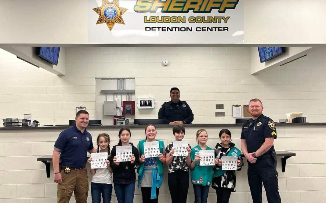 Girl Scout Troop Earns Detective Badge With the Help of LCSO