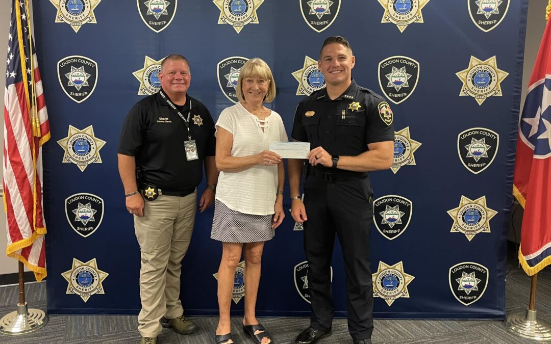 LCSO Receives $7k Grant From Good Neighbors Shoppe