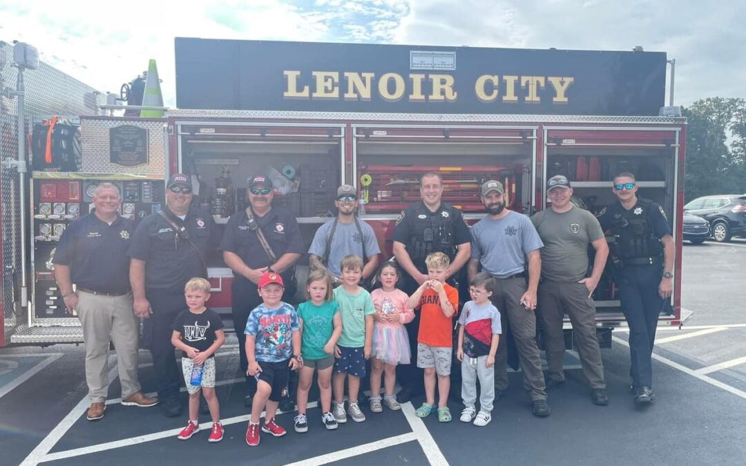 LCSO and Other Area First Responders Visit Lenoir City Christian Academy